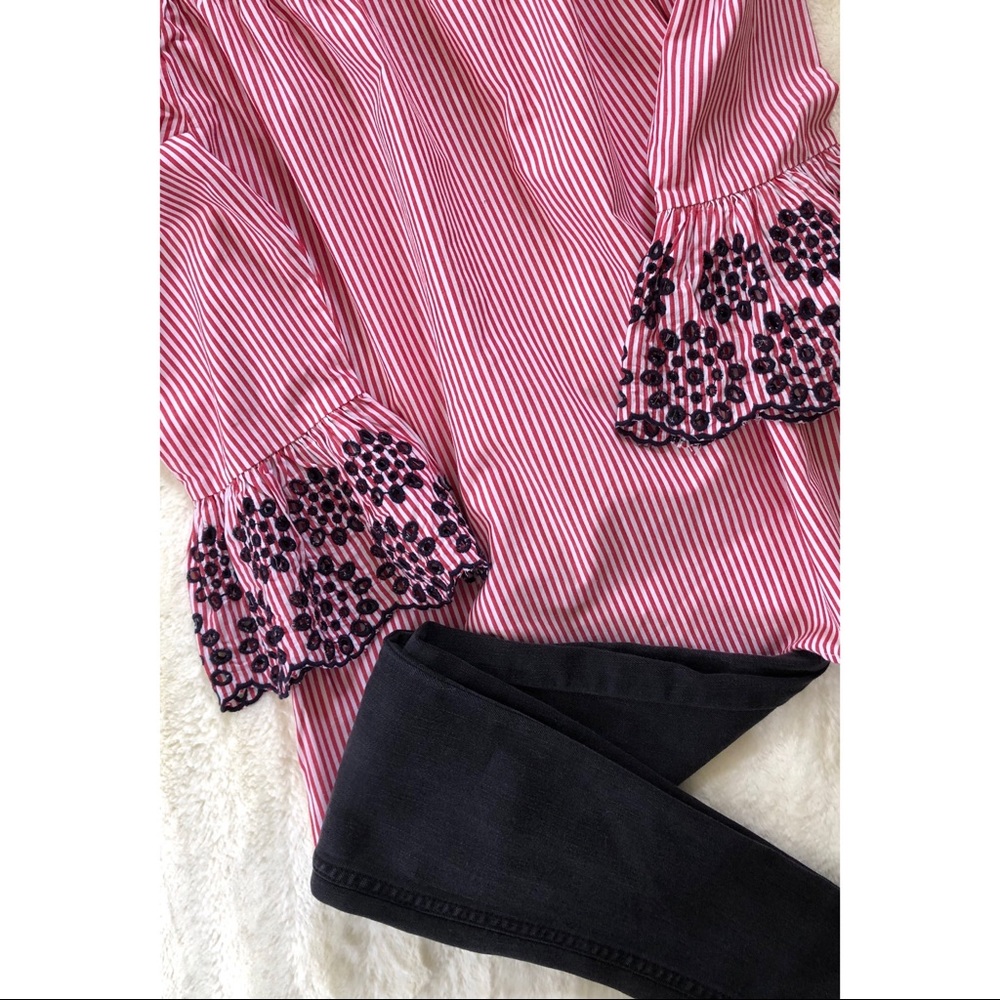 Beach lunch lounge off the shoulder blouse